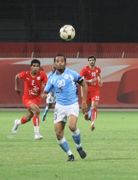 عبدالرحمن مبارك لاعب فريق الرفاع