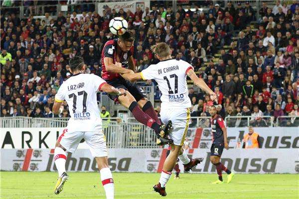 مواجهة سابقة بين الفريقين