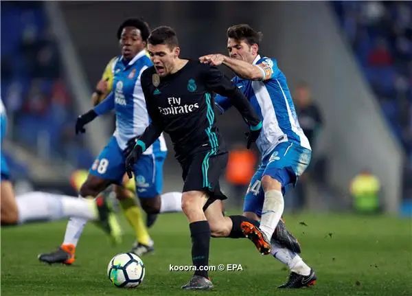 ?i=epa%2fsoccer%2f2018-02%2f2018-02-27%2f2018-02-27-06569147_epa