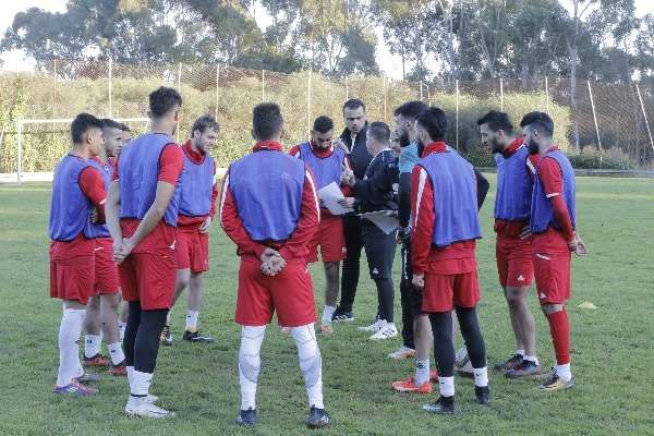 من استعدادات المنتخب الفلسطيني