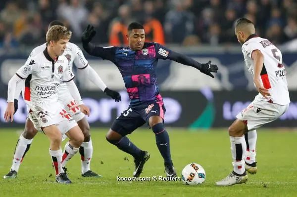 ?i=reuters%2f2016-12-21%2f2016-12-21t222341z_1141135020_rc1d3785e730_rtrmadp_3_soccer-france_reuters