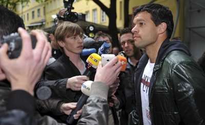 2010-05-17-00000102160783