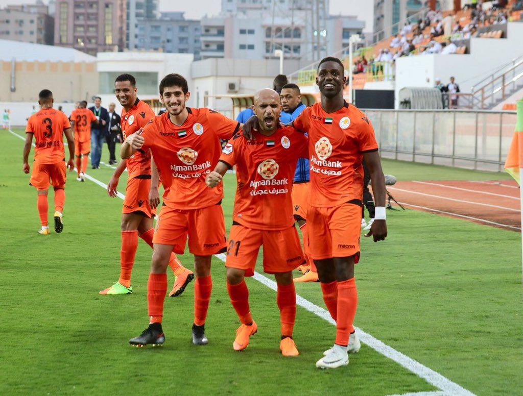 فرحة لاعبي عجمان