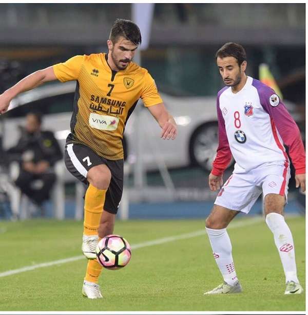 جانب من مواجهة سابقة بين الفريقين