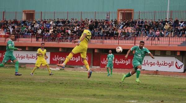 جانب من إحدى مباريات الدوري الفلسطيني