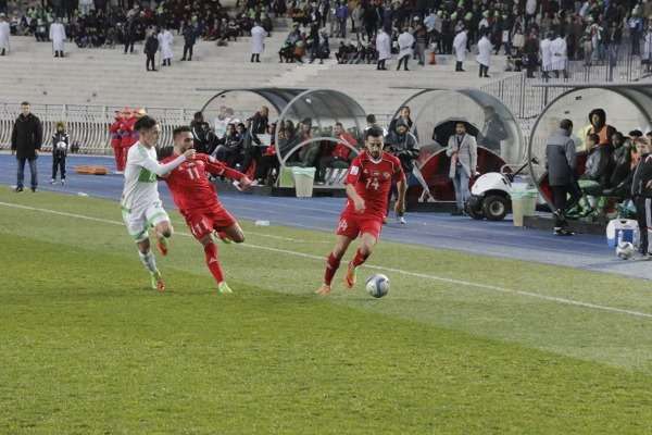 من لقاء فلسطين والأولمبي الجزائري الودي