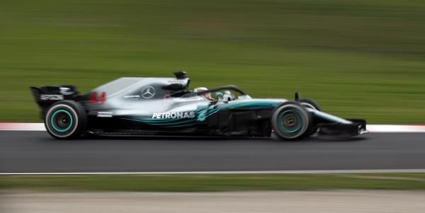 2018-02-26t143716z_294647255_rc178ae2e300_rtrmadp_3_motor-f1-test_reuters