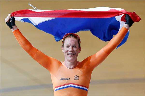 كيرستين فيلد