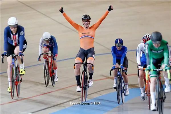 ?i=epa%2fathletics%2f2018-03%2f2018-03-02-06575785_epa