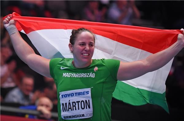 أنيتا مارتون 