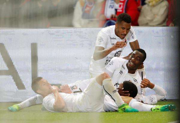 فرحة لاعبي كان