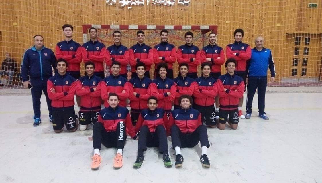 لاعبو الأهلي