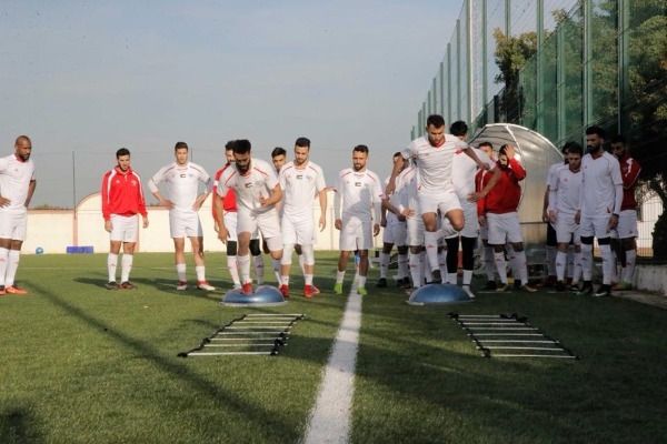 جانب من تدريبات منتخب فلسطين