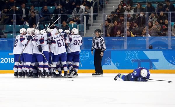 2018-02-20t112423z_866903611_rc14090b8350_rtrmadp_3_olympics-2018-iceh-m-slo-nor_reuters