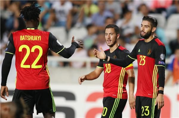 هازارد مع كاراسكو