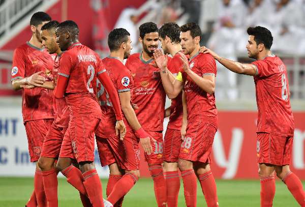 لاعبو الدحيل