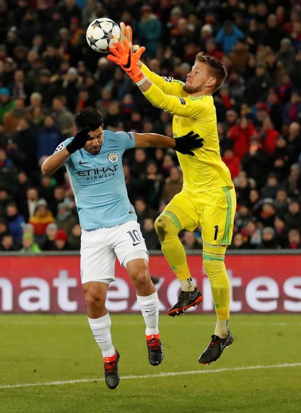 من لقاء الذهاب بين الفريقين 