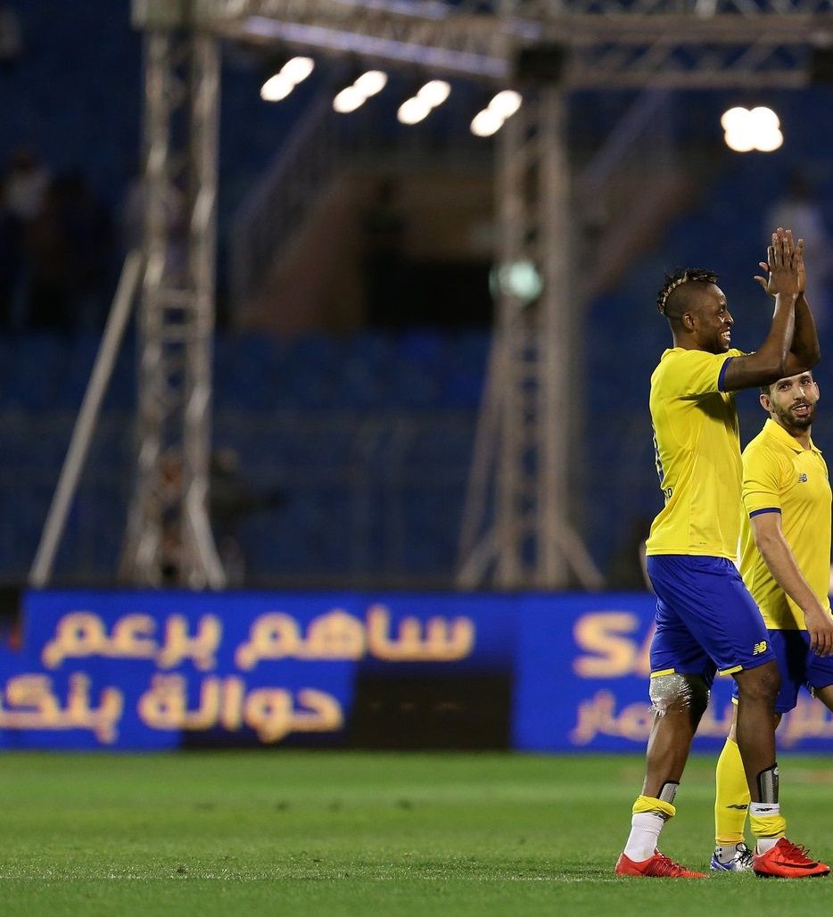 لاعبا النصر