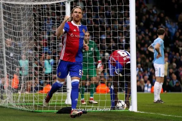 ?i=reuters%2f2018-03-07%2f2018-03-07t211814z_1457991706_rc1565fb4180_rtrmadp_3_soccer-champions-mci-bas_reuters