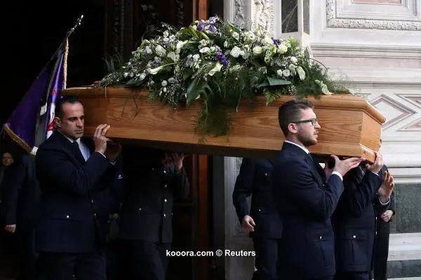 ?i=reuters%2f2018-03-08%2f2018-03-08t115207z_456969668_rc1c4c17a9e0_rtrmadp_3_soccer-italy-astori-funeral_reuters