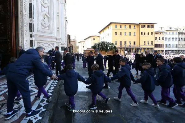 ?i=reuters%2f2018-03-08%2f2018-03-08t095002z_665350269_rc18921766b0_rtrmadp_3_soccer-italy-astori-funeral_reuters