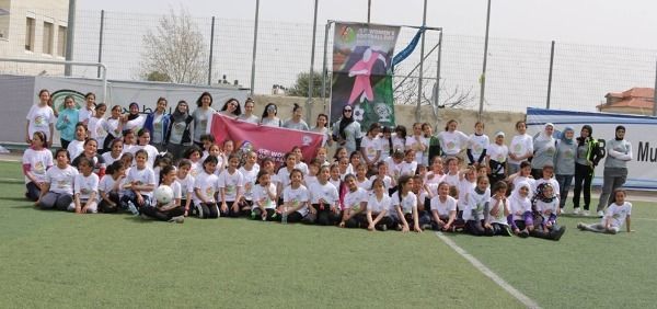 المشاركات في المهرجان