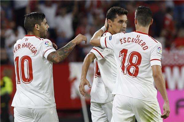 نافاس مع إشبيلية