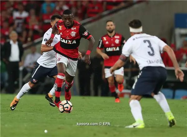 ?i=epa%2fsoccer%2f2017-12%2f2017-12-14%2f2017-12-14-06388277_epa