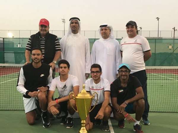 من تتويج المنتخب الإماراتي