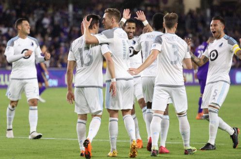 فرحة لاعبي مينيسوتا يونايتد