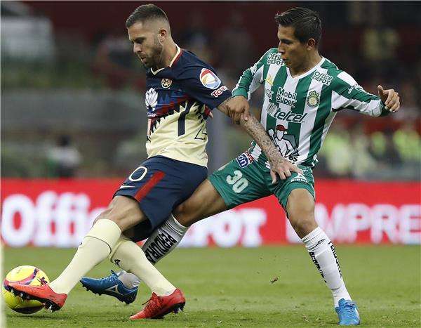 من لقاء كلوب أمريكا وليون