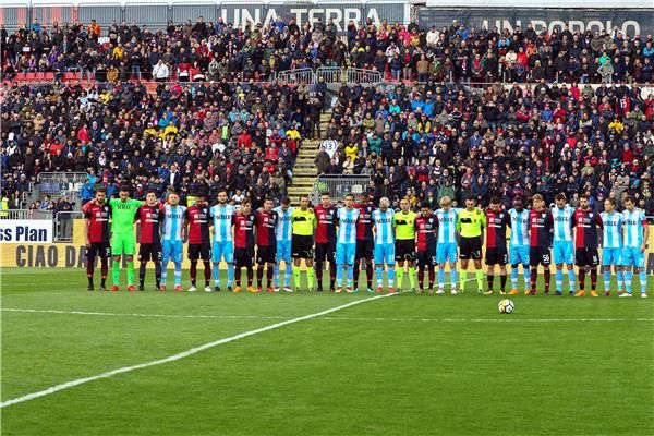 دقيقة صمت حدادًا على أستوري