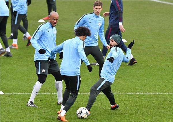 أجويرو في تدريبات فريقه - أرشيفية