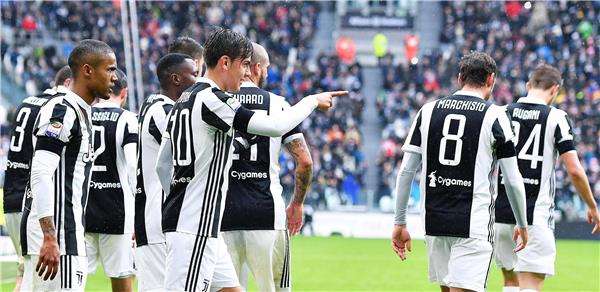 لاعبو يوفنتوس