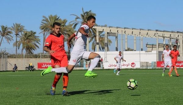 باسل أبو بطنين لاعب وسط شباب خان يونس