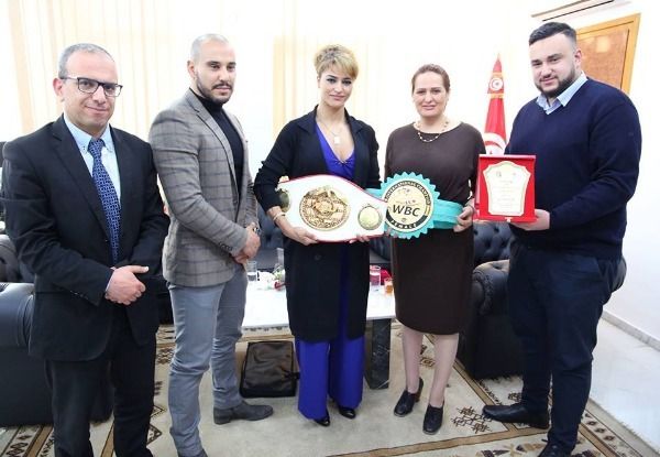  من استقبال الشارني للبطلة العالمية