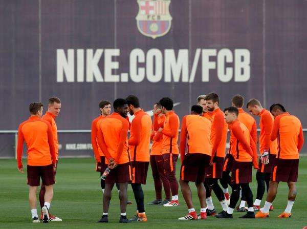 لاعبو برشلونة