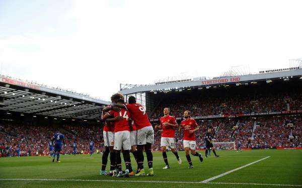 لاعبو مانشستر يونايتد