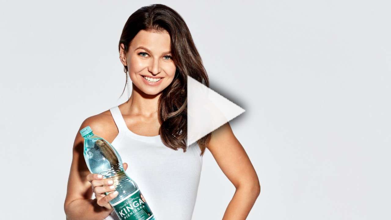 زوجة ليفاندوفسكي