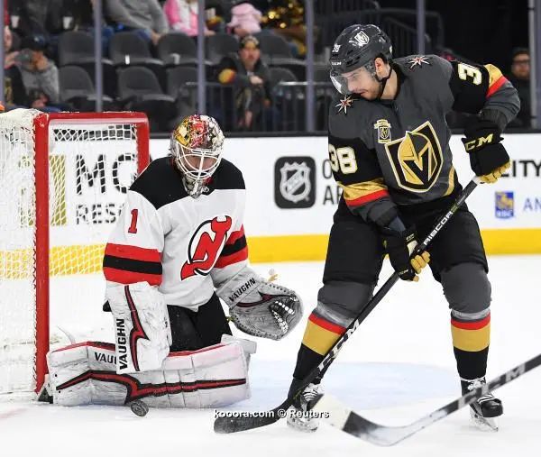 ?i=reuters%2f2018-03-15%2f2018-03-15t054123z_1682030844_nocid_rtrmadp_3_nhl-new-jersey-devils-at-vegas-golden-knights_reuters