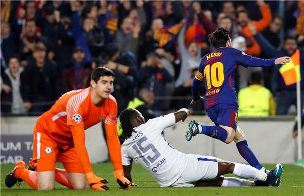 لقطة من مباراة برشلونة وتشيلسي