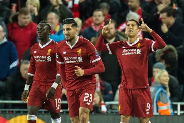 لاعبو ليفربول