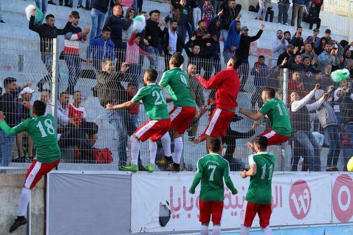 فرحة لاعبي الأمعري