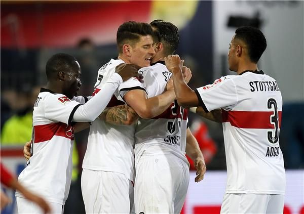 فرحة لاعبي شتوتجارت