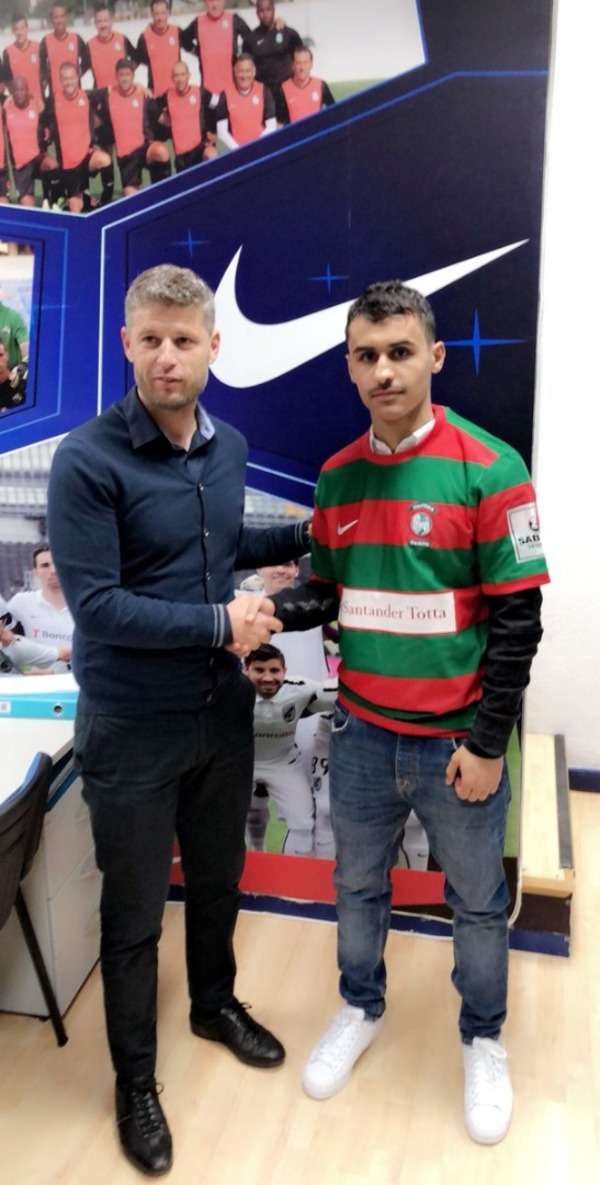 جانب من تقديم اللاعب