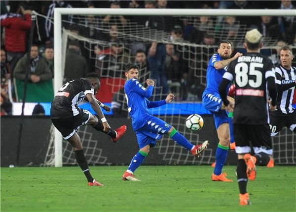 لقطة من المباراة