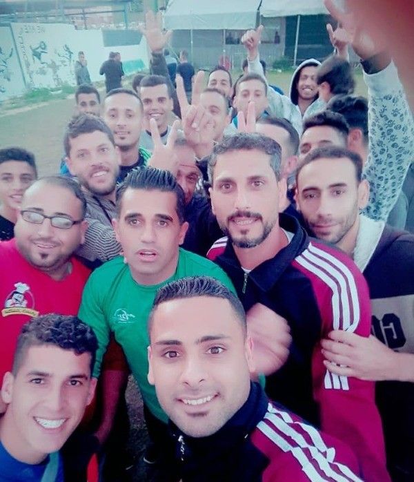 فرحة لاعبي شباب خانيونس بالتتويج