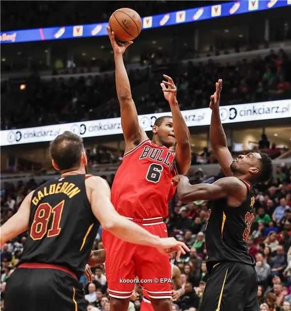 ?i=epa%2fbasketball%2f2018-03%2f2018-03-18-06611208_epa