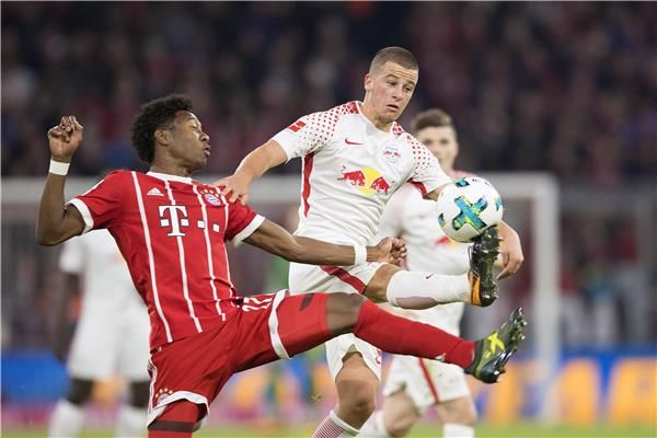 جانب من مواجهة سابقة بين الفريقين