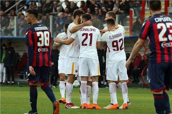 جانب من فرحة لاعبي روما